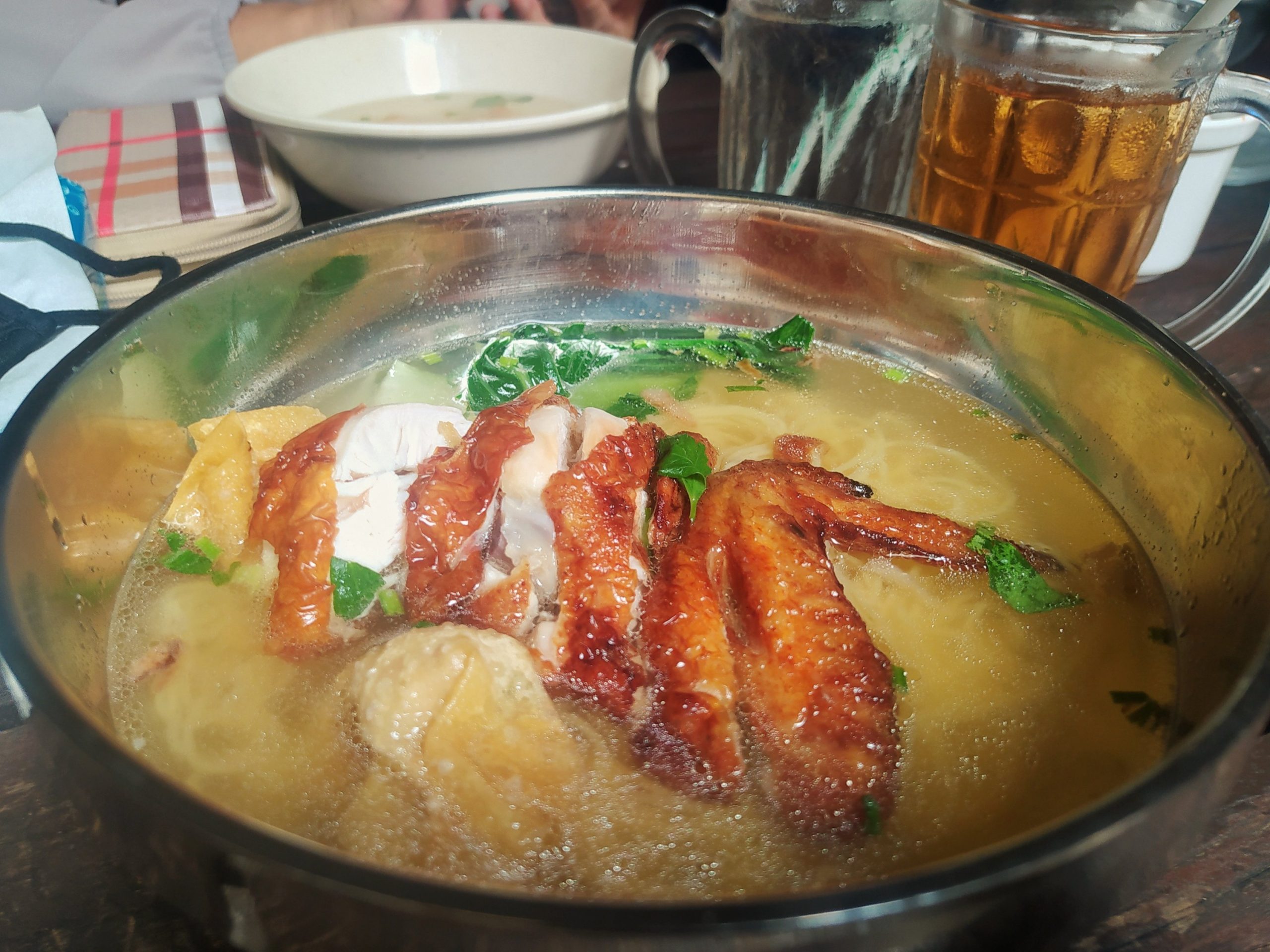 Wantan Noodle Soup Sedap di KL | Ibrahim Albar Hainan Chicken Rice